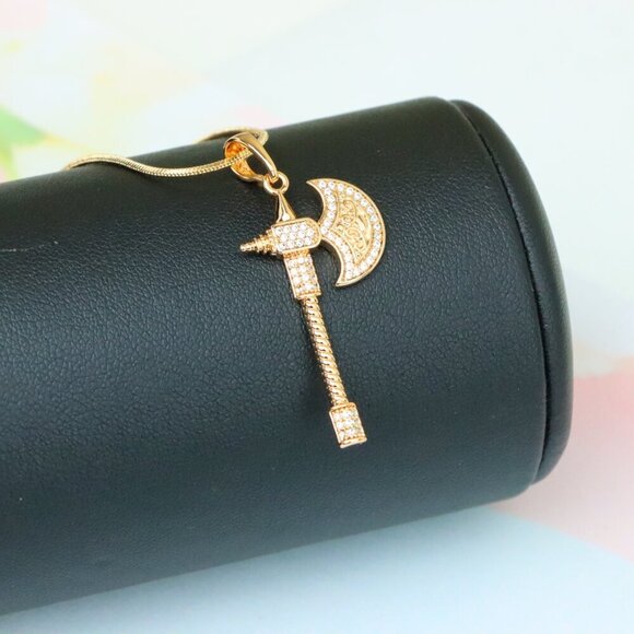 "Rose Gold Axe Pendant with Sparkling Stones – Elegant Design XPPT1381 - Picture 3 of 13